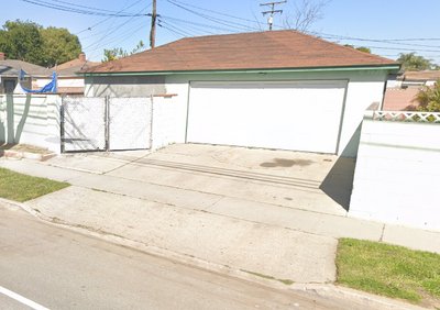 20 x 10 Driveway in Compton, California near [object Object]