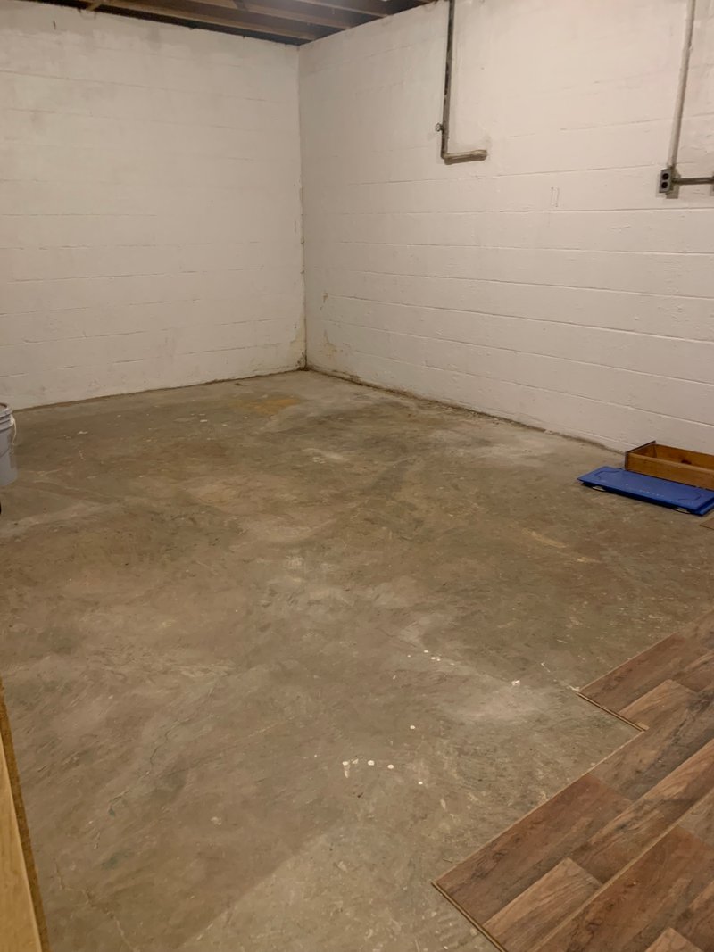 20 x 20 Basement in Burns, Tennessee