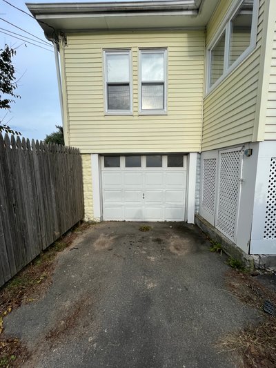 20 x 10 Garage in Saugus, Massachusetts near [object Object]
