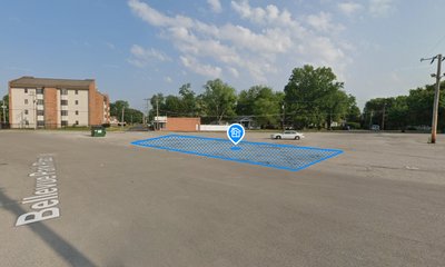 20 x 10 Parking Lot in Belleville, Illinois near [object Object]