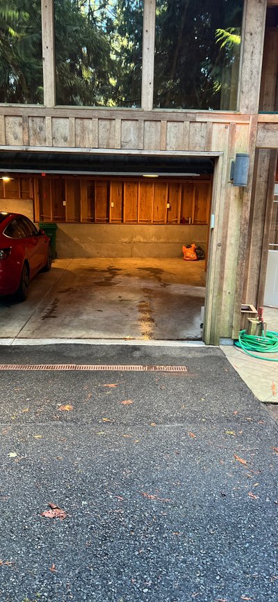 20 x 10 Garage in Redmond, Washington near [object Object]