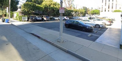 16 x 9 Parking Lot in Los Angeles, California near [object Object]
