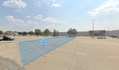 20 x 10 Parking Lot in Sioux City, Iowa near [object Object]