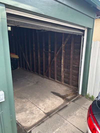 20 x 7 Garage in Los Angeles, California near [object Object]