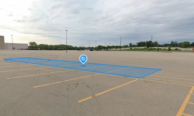 20 x 10 Parking Lot in Peoria, Illinois near [object Object]