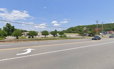 20 x 10 Parking Lot in Martinsville, Virginia near [object Object]