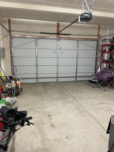 20 x 20 Garage in Lathrop, California near [object Object]