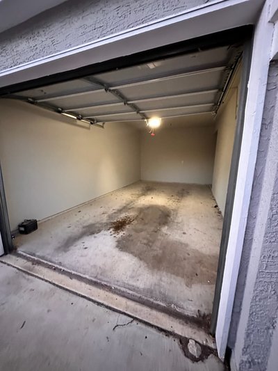 20 x 10 Parking Garage in San Antonio, Texas near [object Object]