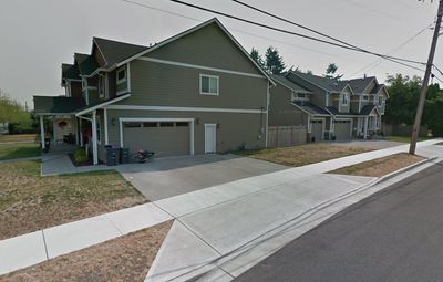 30 x 10 Driveway in Puyallup, Washington near [object Object]