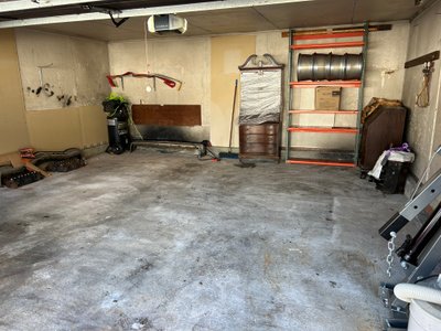 20 x 20 Garage in East Northport, New York