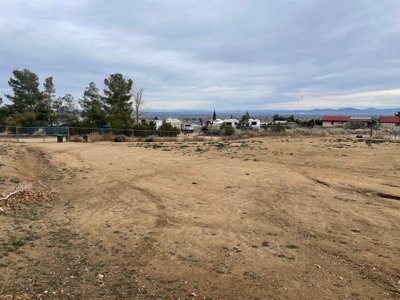 20 x 12 Unpaved Lot in Phelan, California near [object Object]