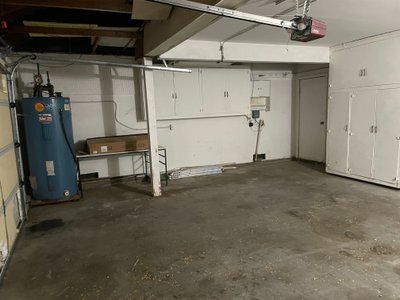 20 x 20 Garage in Riverside, California near [object Object]