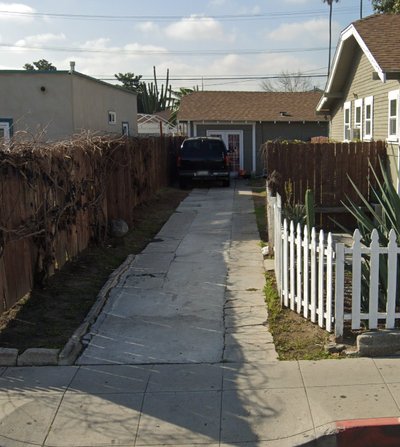 20 x 10 Driveway in Long Beach, California near [object Object]