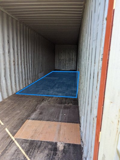40 x 10 Shipping Container in Merced, California near [object Object]
