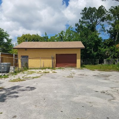 50 x 10 Parking Lot in Jacksonville, Florida near [object Object]