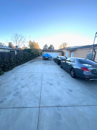 20 x 10 Driveway in Los Angeles, California near 13150 Eustace St, Pacoima, CA 91331-1043, United States
