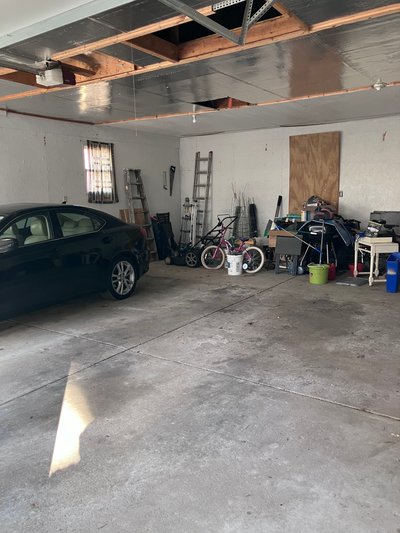 28 x 25 Garage in Peoria, Illinois near [object Object]