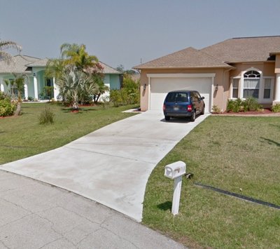 30 x 10 Driveway in Port St. Lucie, Florida near [object Object]