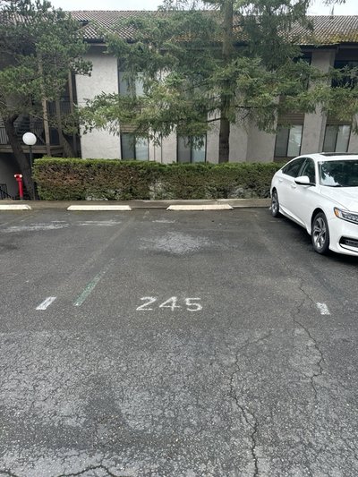 20 x 10 Parking Lot in Bellevue, Washington near [object Object]