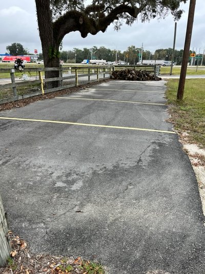40 x 10 Parking Lot in Dade City, Florida near [object Object]