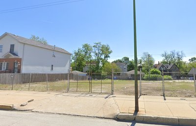 35 x 10 Unpaved Lot in Chicago, Illinois near [object Object]
