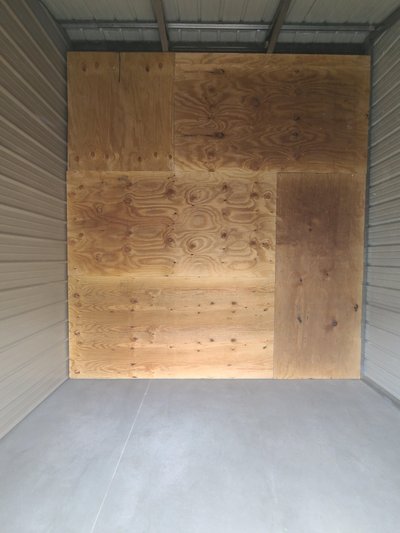 11 x 10 Self Storage Unit in West Warwick, Rhode Island near [object Object]