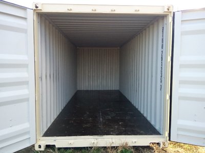 8 x 20 Shipping Container in Decatur, Arkansas