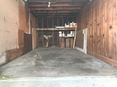 19 x 9 Garage in Altadena, California near [object Object]