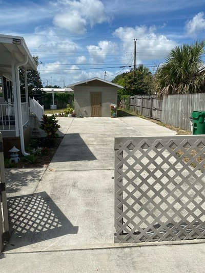 42 x 17 Driveway in Cocoa, Florida near [object Object]