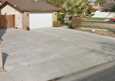 20 x 10 Driveway in Bakersfield, California near [object Object]