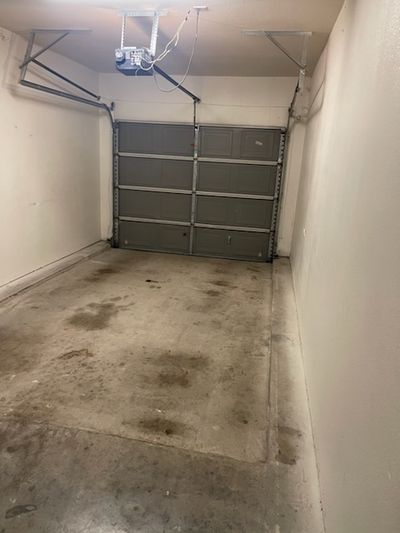 10 x 20 Garage in Plano, Texas near [object Object]