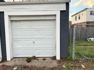 20 x 10 Garage in Trenton, New Jersey near [object Object]