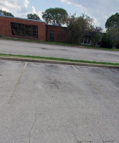 20 x 10 Parking Lot in Bradley, Illinois near [object Object]