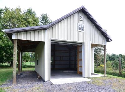20 x 10 Garage in Round Hill, Virginia near 19790 Streamtrail Ct, Round Hill, VA 20141-1961, United States