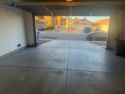 10 x 20 Parking Garage in Las Vegas, Nevada near [object Object]