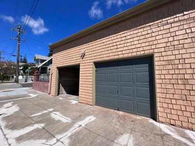 10 x 15 Garage in Oakland, California near [object Object]