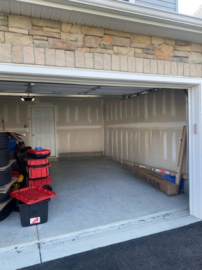 20 x 10 Garage in West Deptford, New Jersey near [object Object]