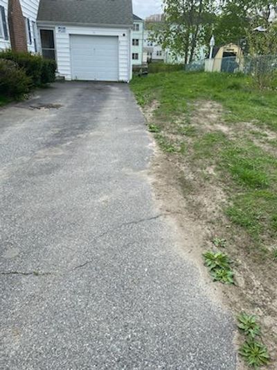 20 x 10 Driveway in Worcester, Massachusetts near [object Object]