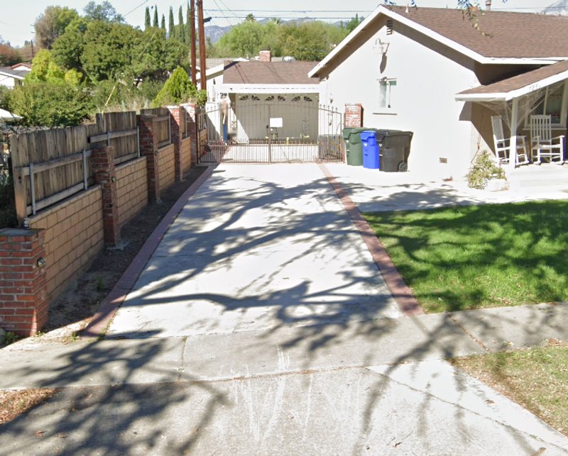 Driveway in Rancho Cucamonga, California 0