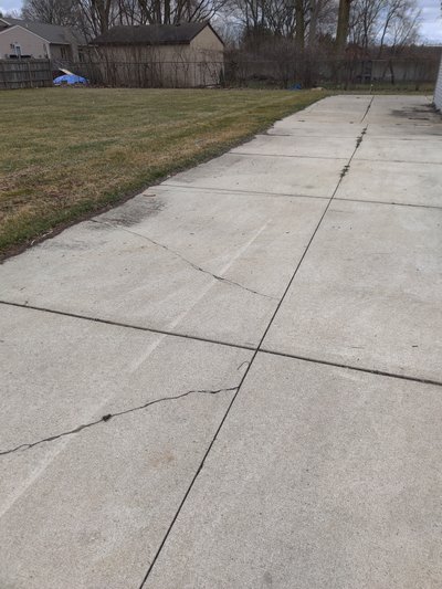 Large 15×40 Unpaved Lot in Livonia, Michigan