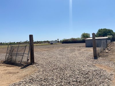 Large 10×50 Parking Lot in Glendale, Arizona