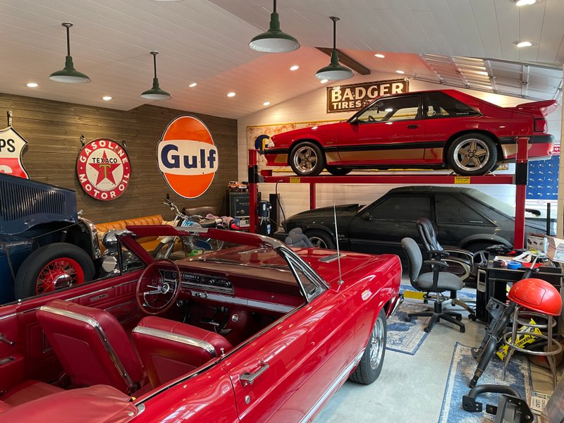 Garage in Lake Forest Park, Washington 1