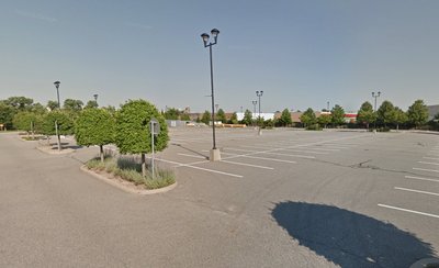 Medium 10×20 Parking Lot in Deer Park, New York