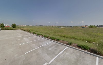 20 x 10 Parking Lot in Dickinson, Texas