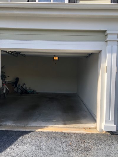 20 x 10 Garage in Mt Pleasant, South Carolina near [object Object]