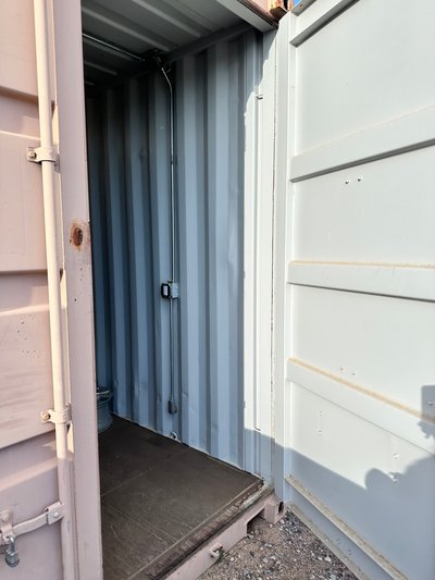 40 x 10 Shipping Container in Gilbert, Arizona