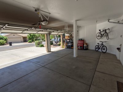 20 x 10 Garage in Avondale, Arizona near [object Object]