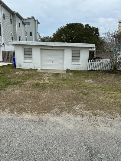 30 x 25 Garage in Carolina Beach, North Carolina near [object Object]