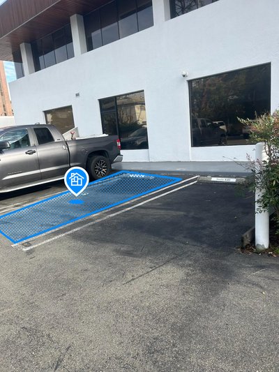 16 x 9 Parking Lot in Los Angeles, California