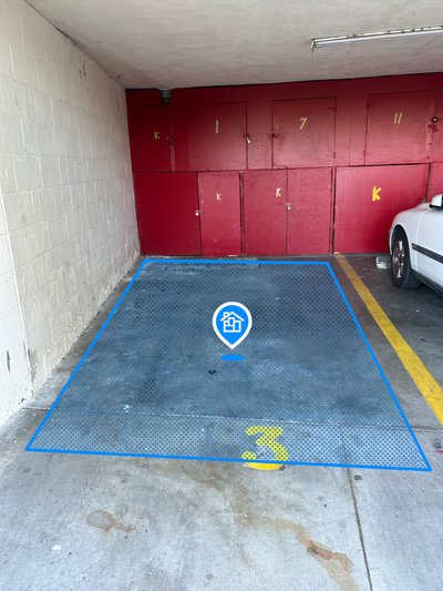 23 x 8 Parking Lot in Los Angeles, California